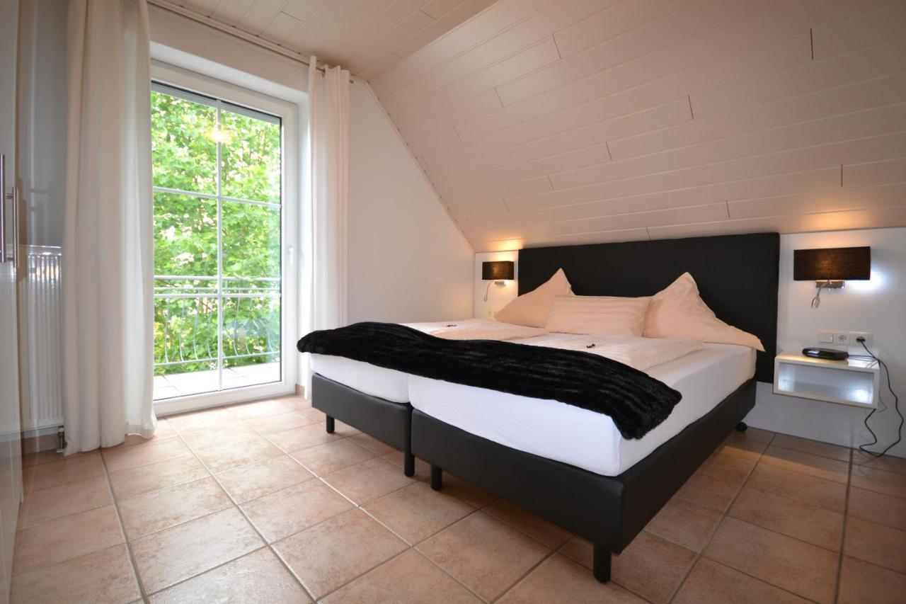 Ferienweingut Port Apartment Bernkastel-Kues Exterior photo